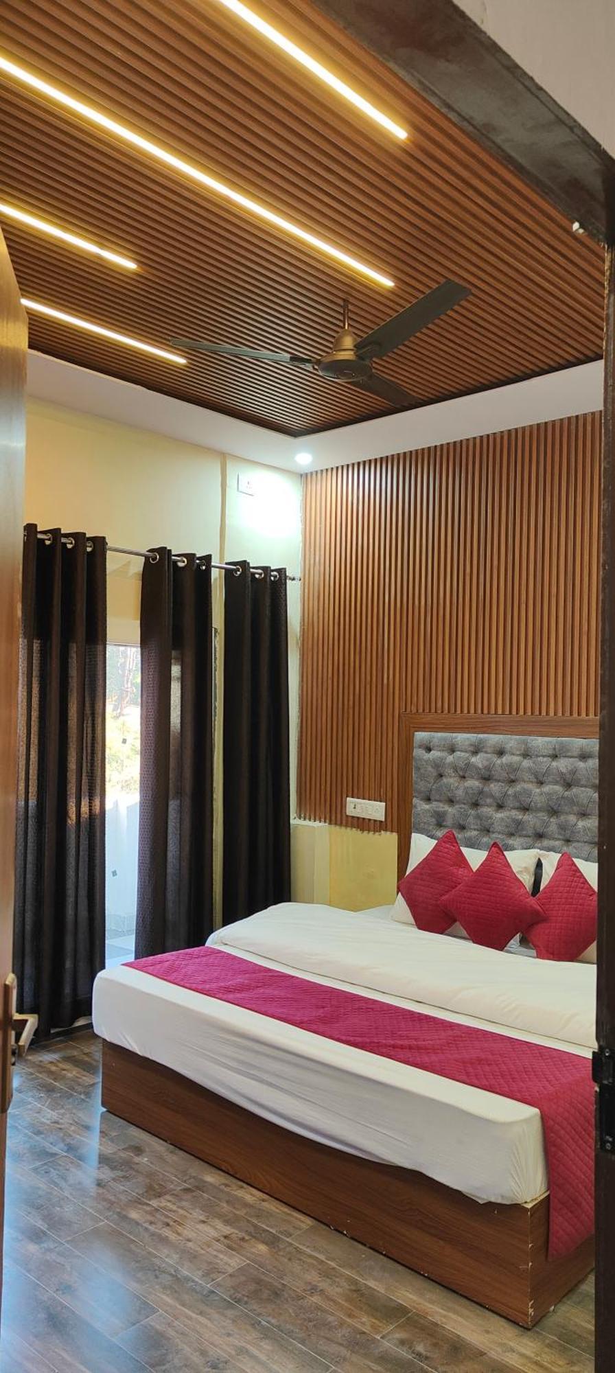 ซันนี่ ไพน์ รีสอร์ต Hotel ลันส์โดว์นี ภายนอก รูปภาพ
