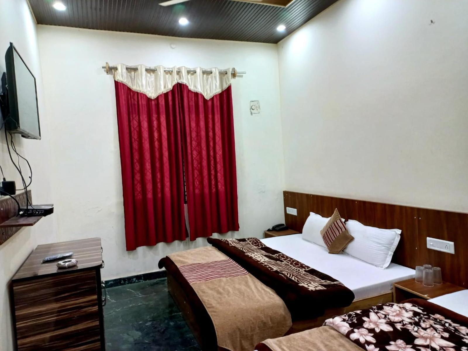 ซันนี่ ไพน์ รีสอร์ต Hotel ลันส์โดว์นี ภายนอก รูปภาพ