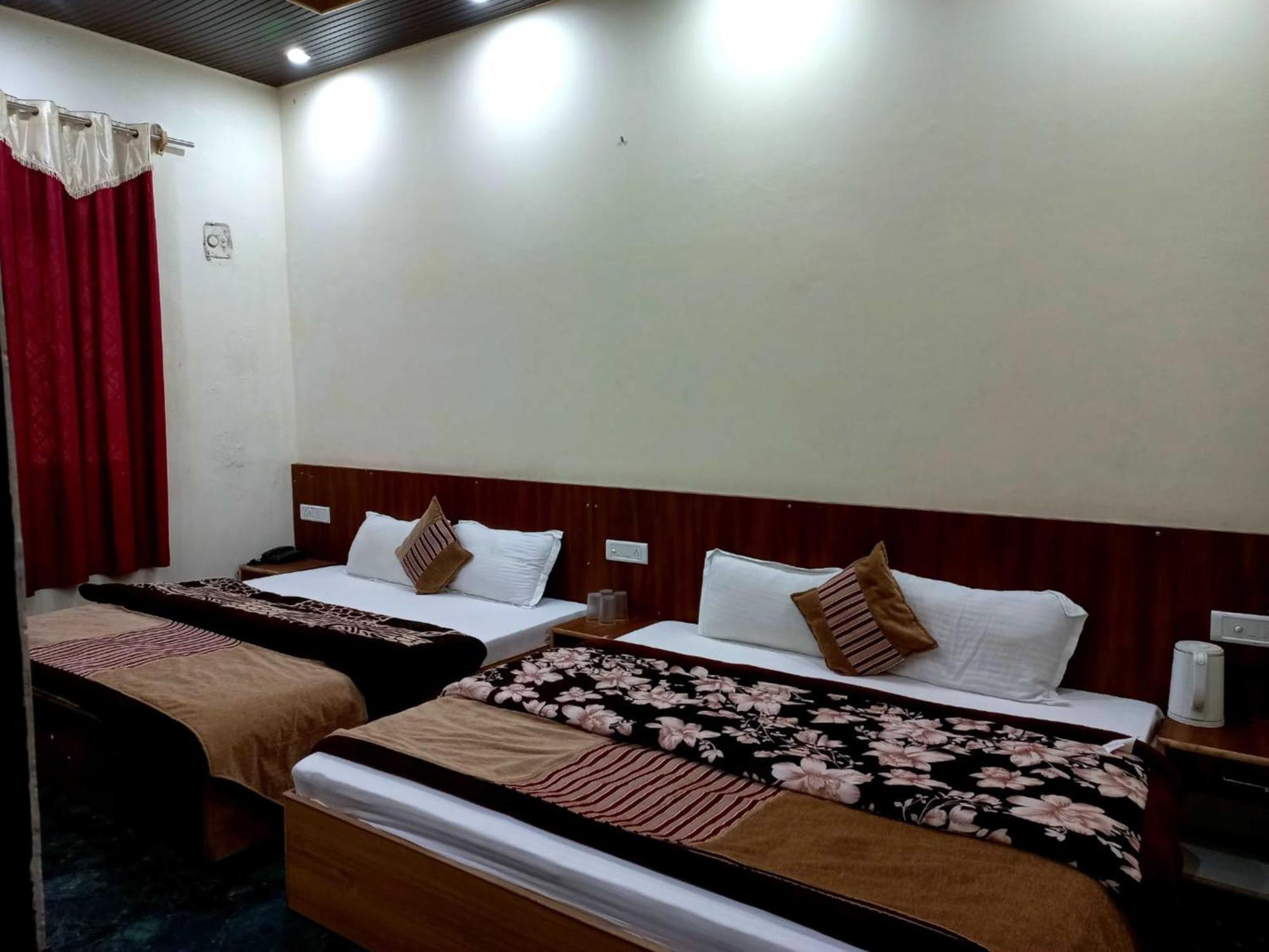 ซันนี่ ไพน์ รีสอร์ต Hotel ลันส์โดว์นี ภายนอก รูปภาพ